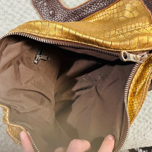 TYLIE MALIBU Gold Croc Brown Leather Suede Hobo Slouchy Oversized Clutch RARE - Picture 9 of 9